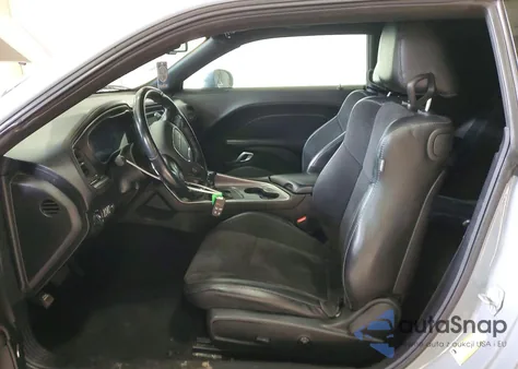 2021 Dodge Challenger R/T z USA, uszkodzony, nr VIN 2C3CDZBT4MH513710